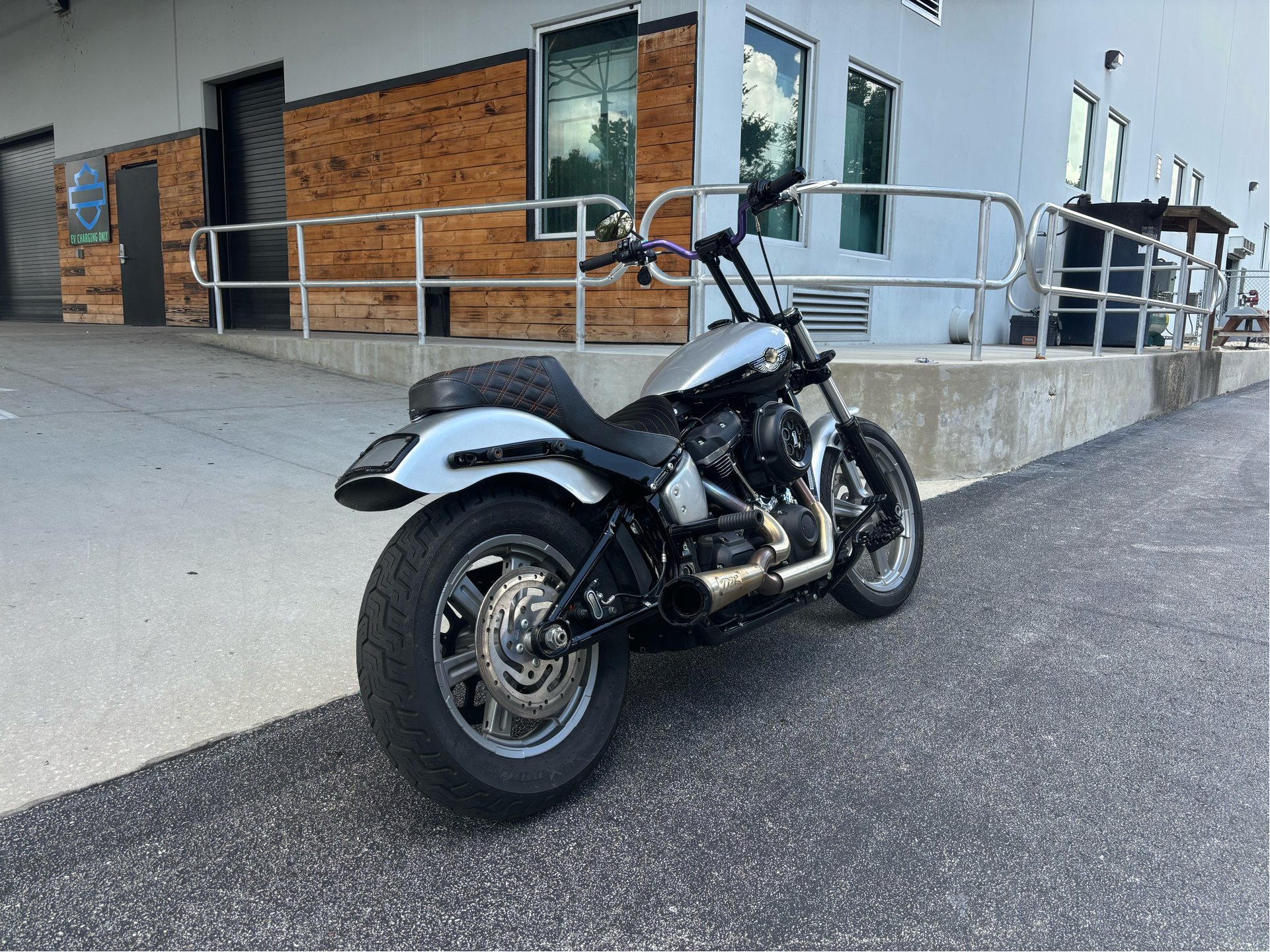 2018 Harley-Davidson Street Bob® 107 in Sanford, Florida - Photo 6