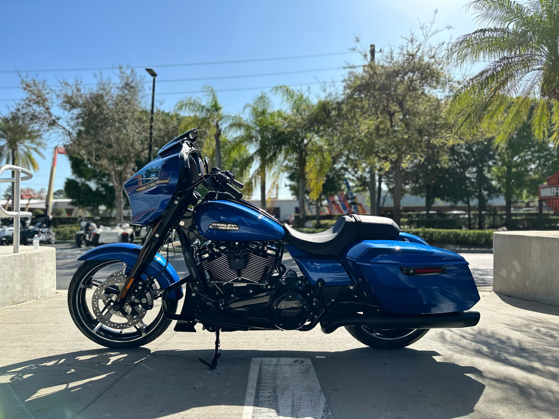 2024 Harley-Davidson Street Glide® in Sanford, Florida - Photo 4