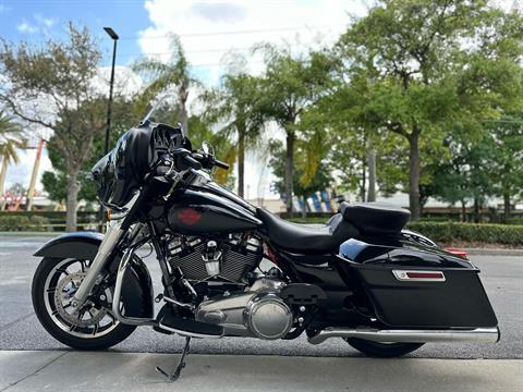 2021 Harley-Davidson Electra Glide® Standard in Sanford, Florida - Photo 6