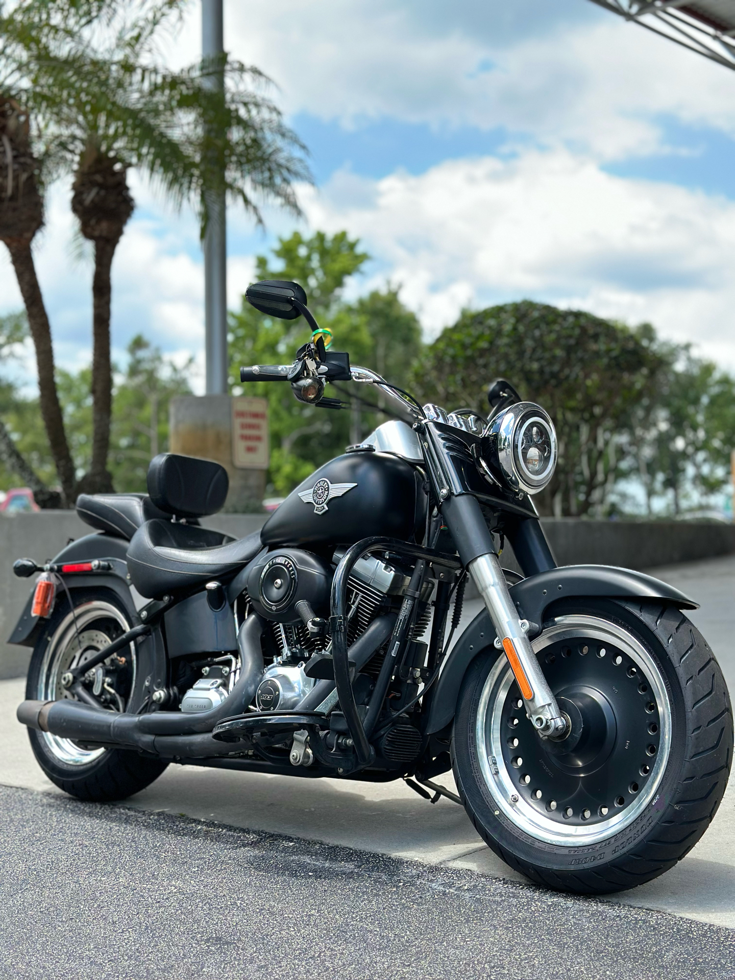 2015 Harley-Davidson Fat Boy® Lo in Sanford, Florida - Photo 2