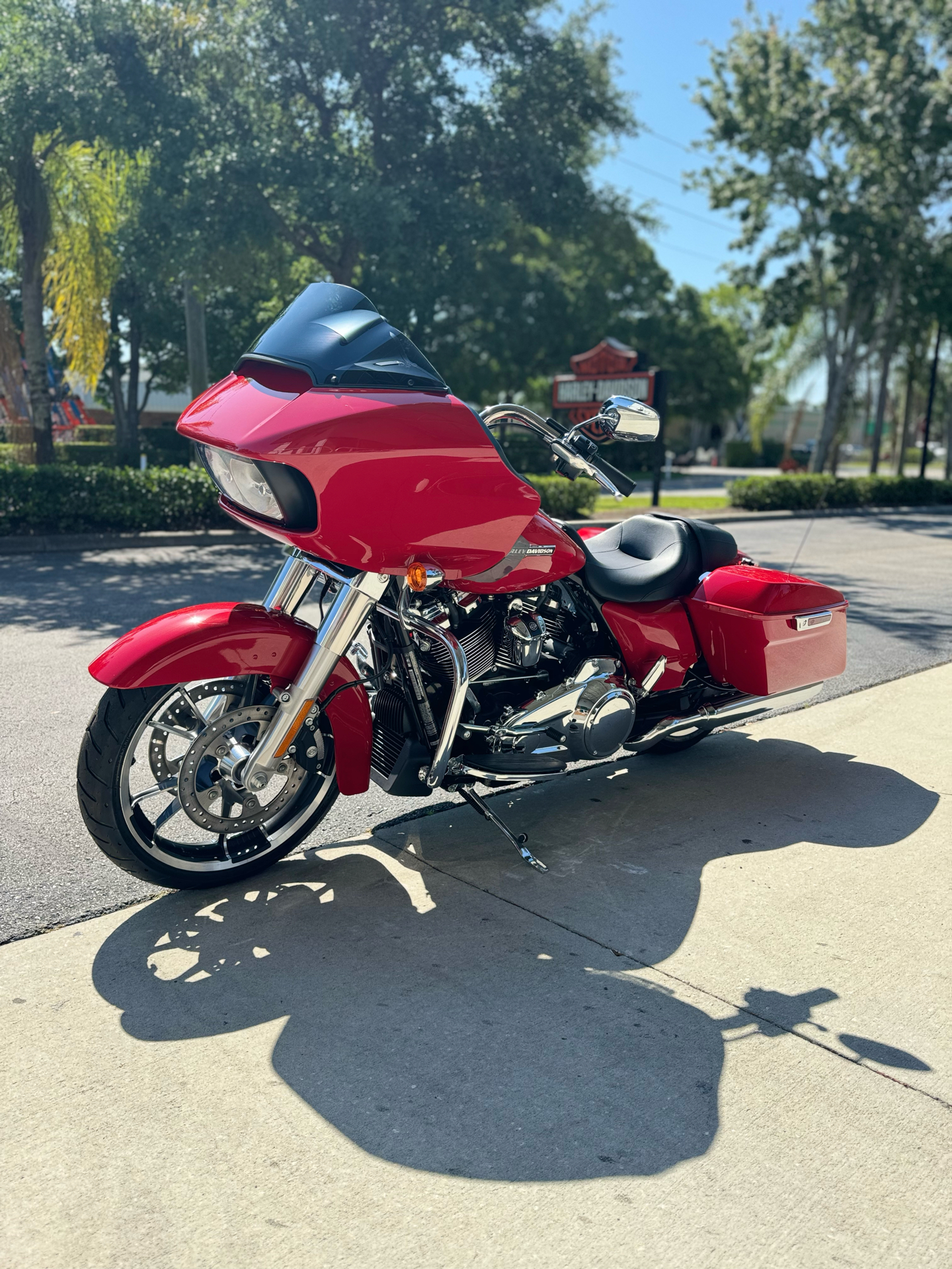2023 Harley-Davidson Road Glide® in Sanford, Florida - Photo 5