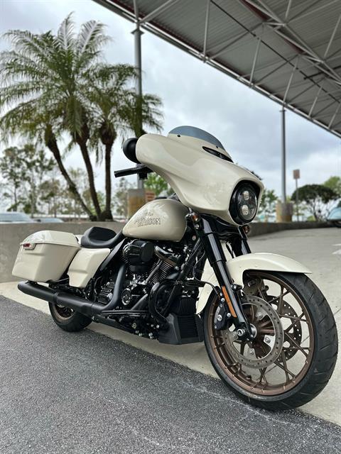2023 Harley-Davidson Street Glide® ST in Sanford, Florida - Photo 2