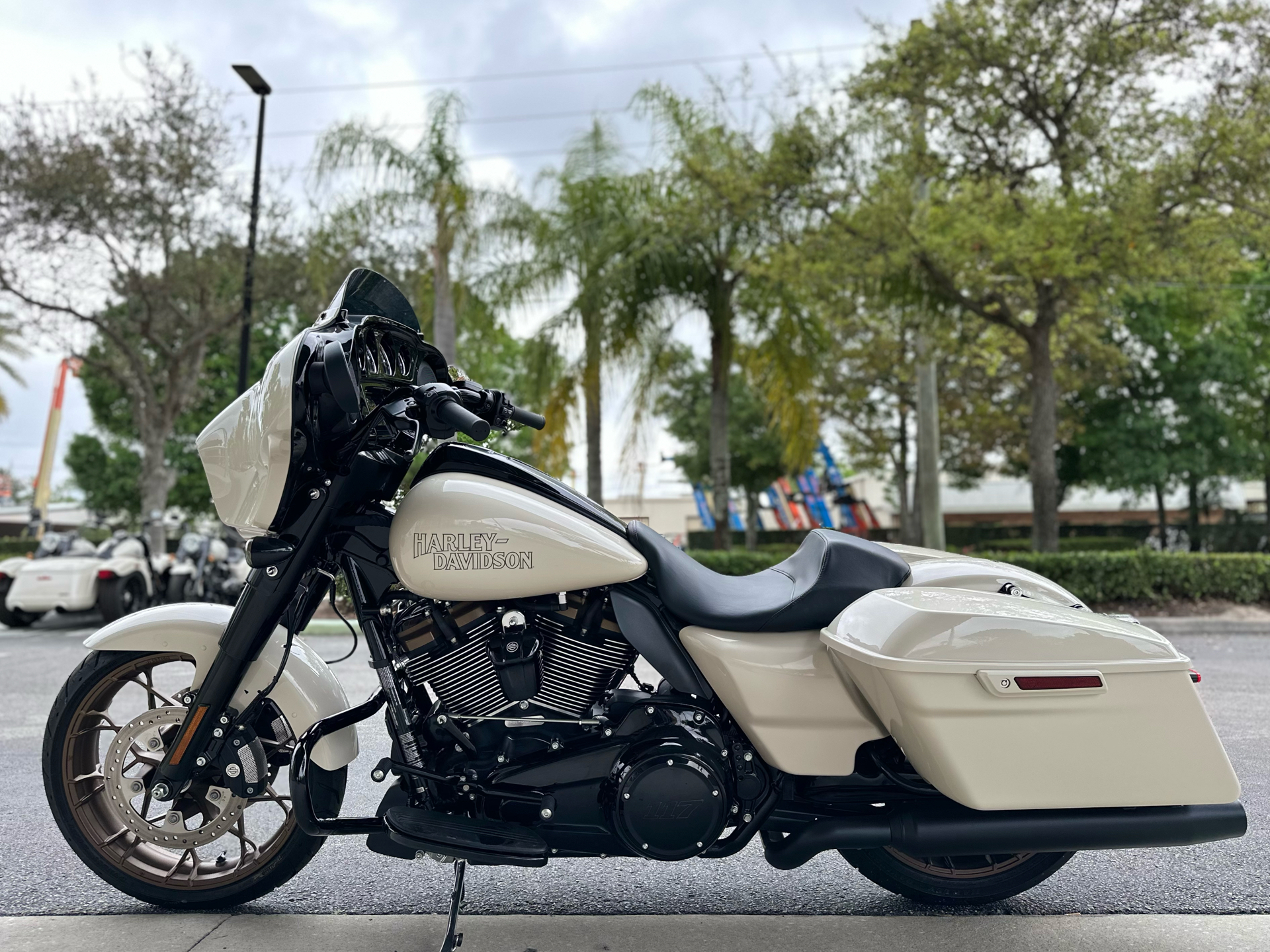 2023 Harley-Davidson Street Glide® ST in Sanford, Florida - Photo 4