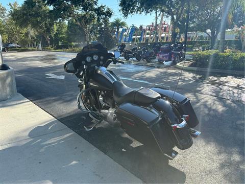 2010 Harley-Davidson Street Glide® in Sanford, Florida - Photo 5
