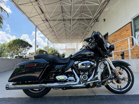 2017 Harley-Davidson Street Glide® Special in Sanford, Florida - Photo 1