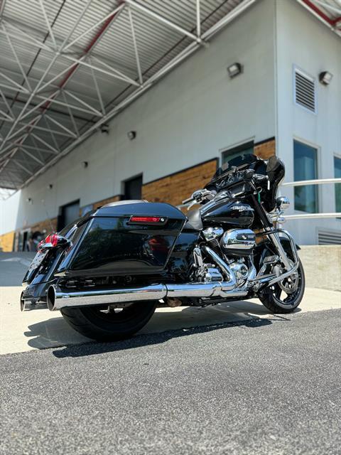 2017 Harley-Davidson Street Glide® Special in Sanford, Florida - Photo 3