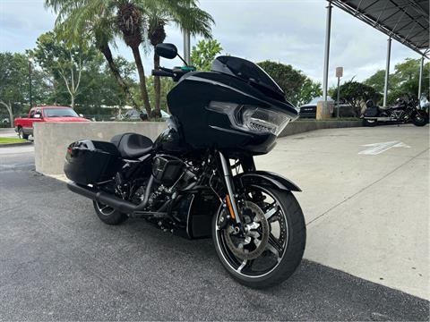 2024 Harley-Davidson Road Glide® in Sanford, Florida - Photo 2