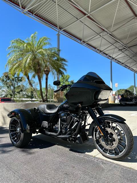 2024 Harley-Davidson Road Glide® 3 in Sanford, Florida - Photo 2