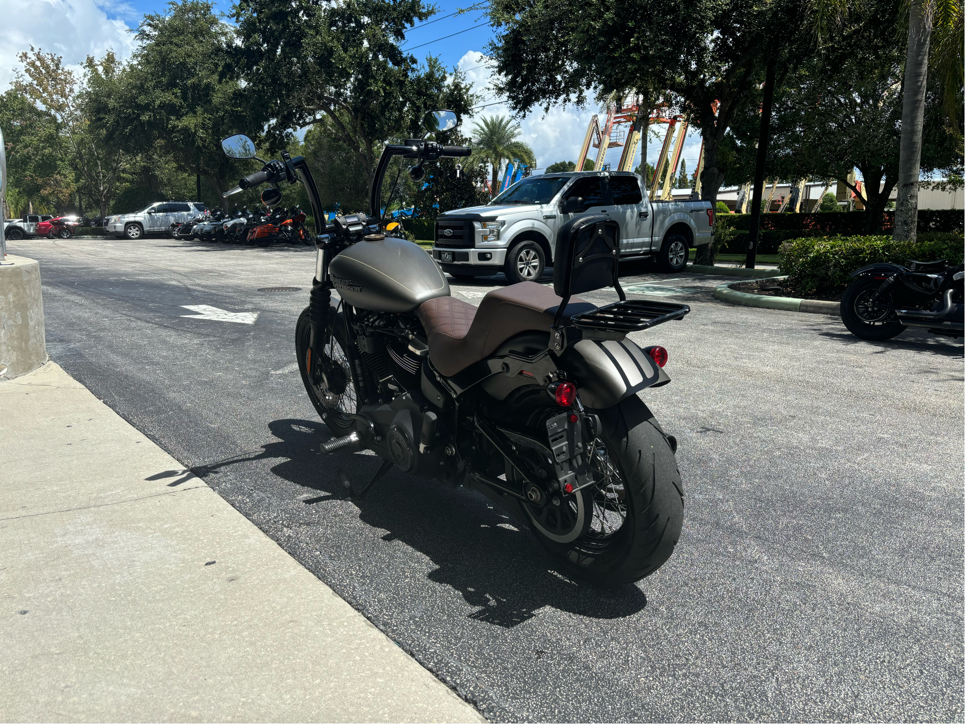 2019 Harley-Davidson Street Bob® in Sanford, Florida - Photo 5