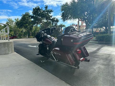 2015 Harley-Davidson Electra Glide® Ultra Classic® in Sanford, Florida - Photo 5