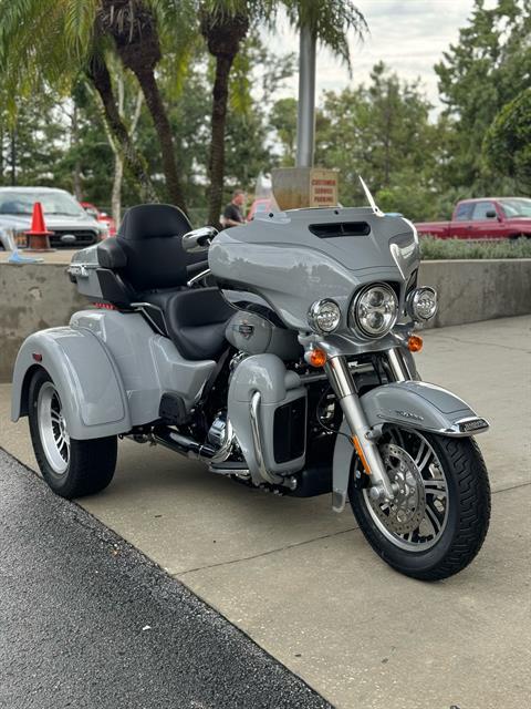 2024 Harley-Davidson Tri Glide® Ultra in Sanford, Florida - Photo 2