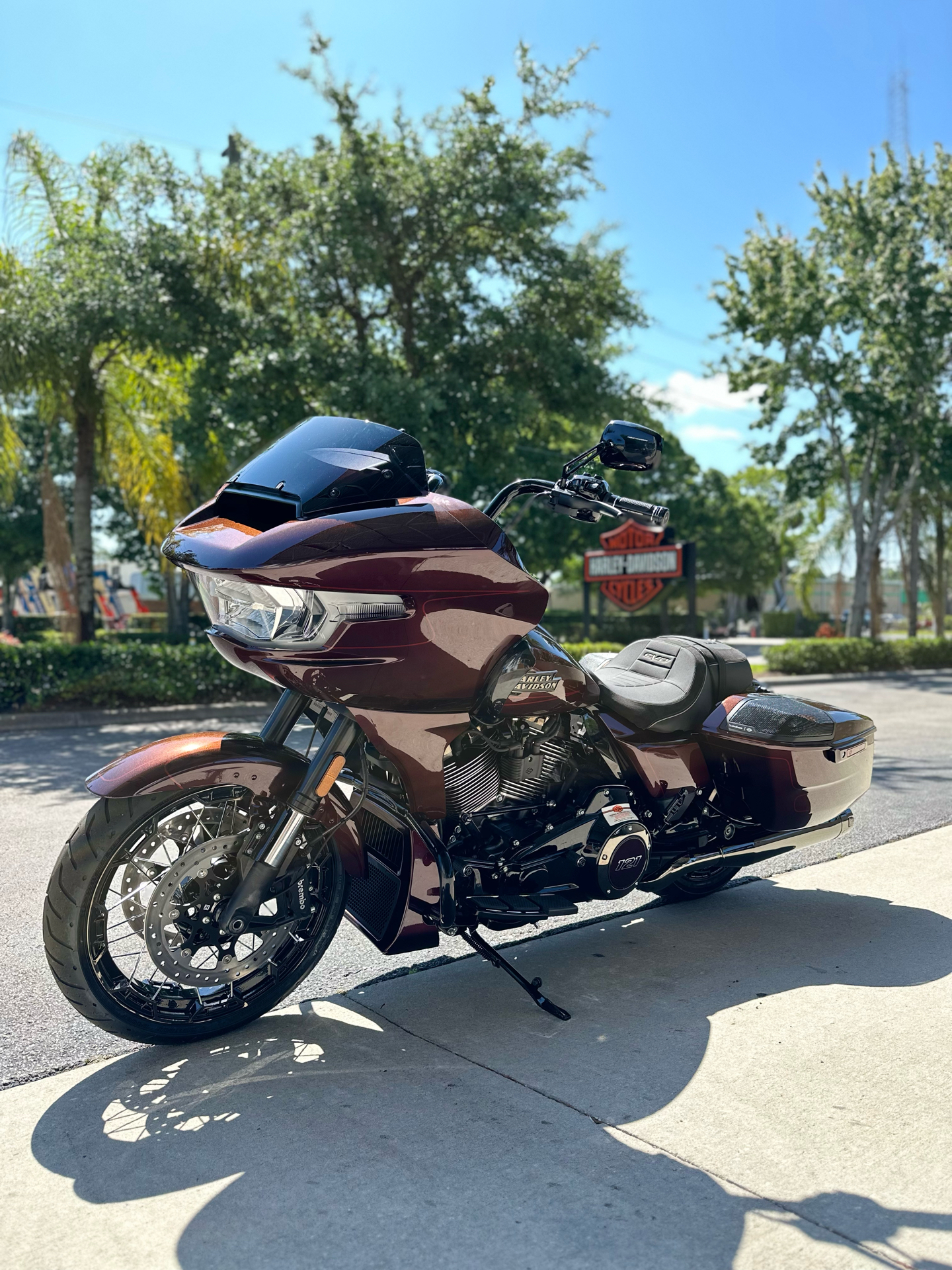 2024 Harley-Davidson CVO™ Road Glide® in Sanford, Florida - Photo 8