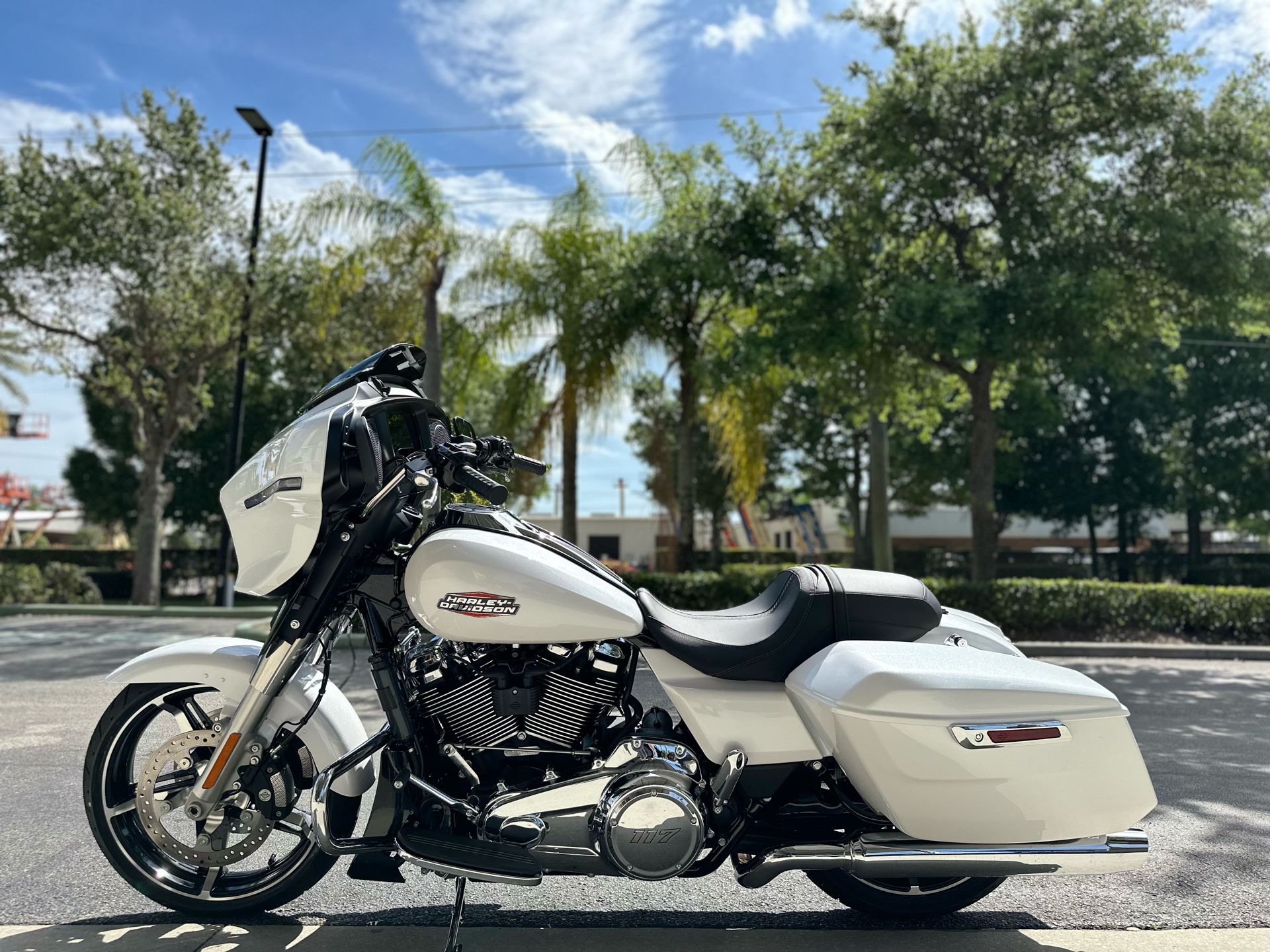 2024 Harley-Davidson Street Glide® in Sanford, Florida - Photo 4