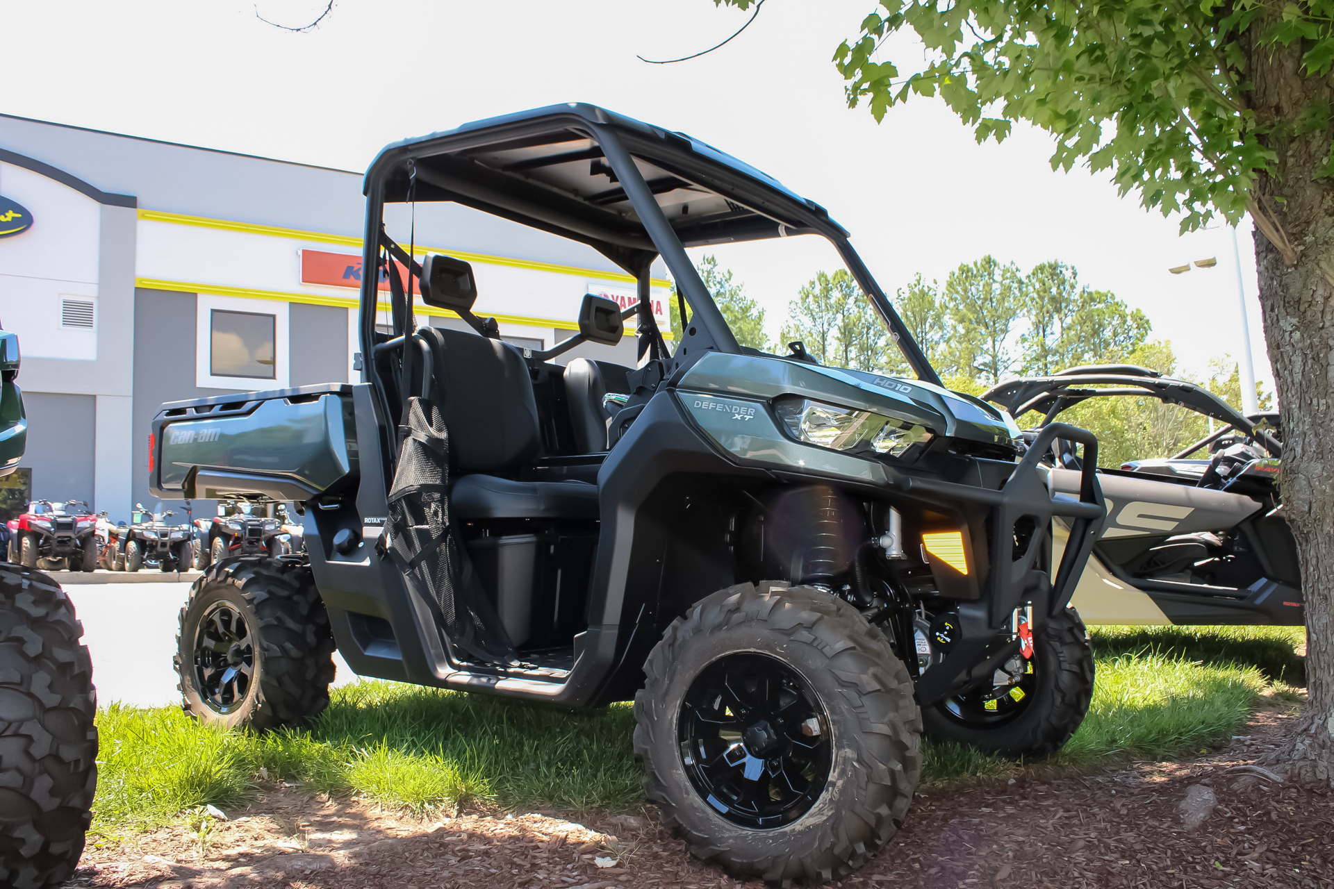 2024 Can-Am Defender XT HD10 in Durham, North Carolina - Photo 1