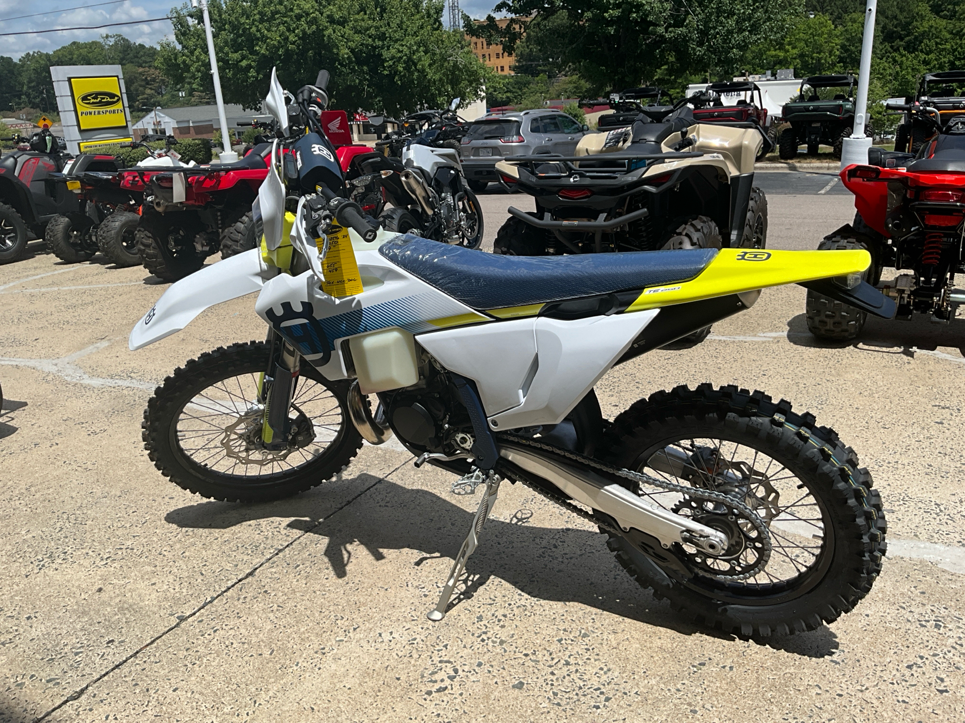 2024 Husqvarna TE 250 in Durham, North Carolina - Photo 5