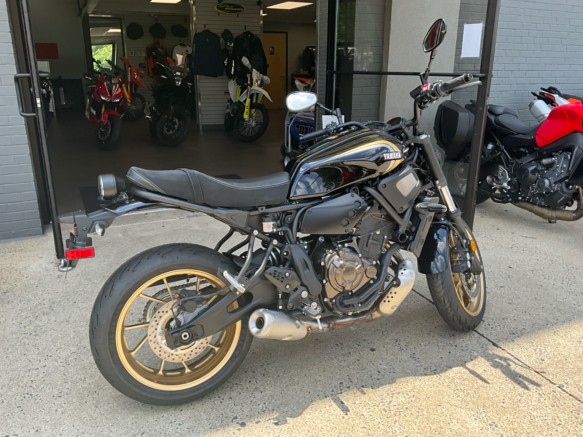 2024 Yamaha XSR700 in Durham, North Carolina - Photo 2