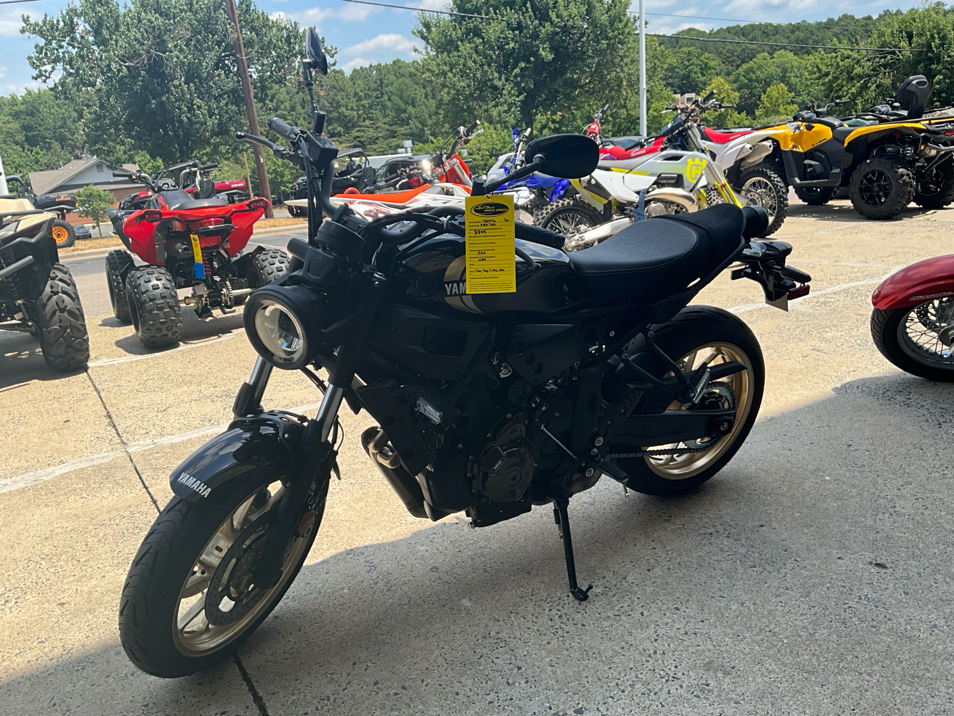 2024 Yamaha XSR700 in Durham, North Carolina - Photo 4