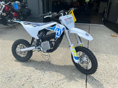 2024 Husqvarna EE 5 in Durham, North Carolina - Photo 3