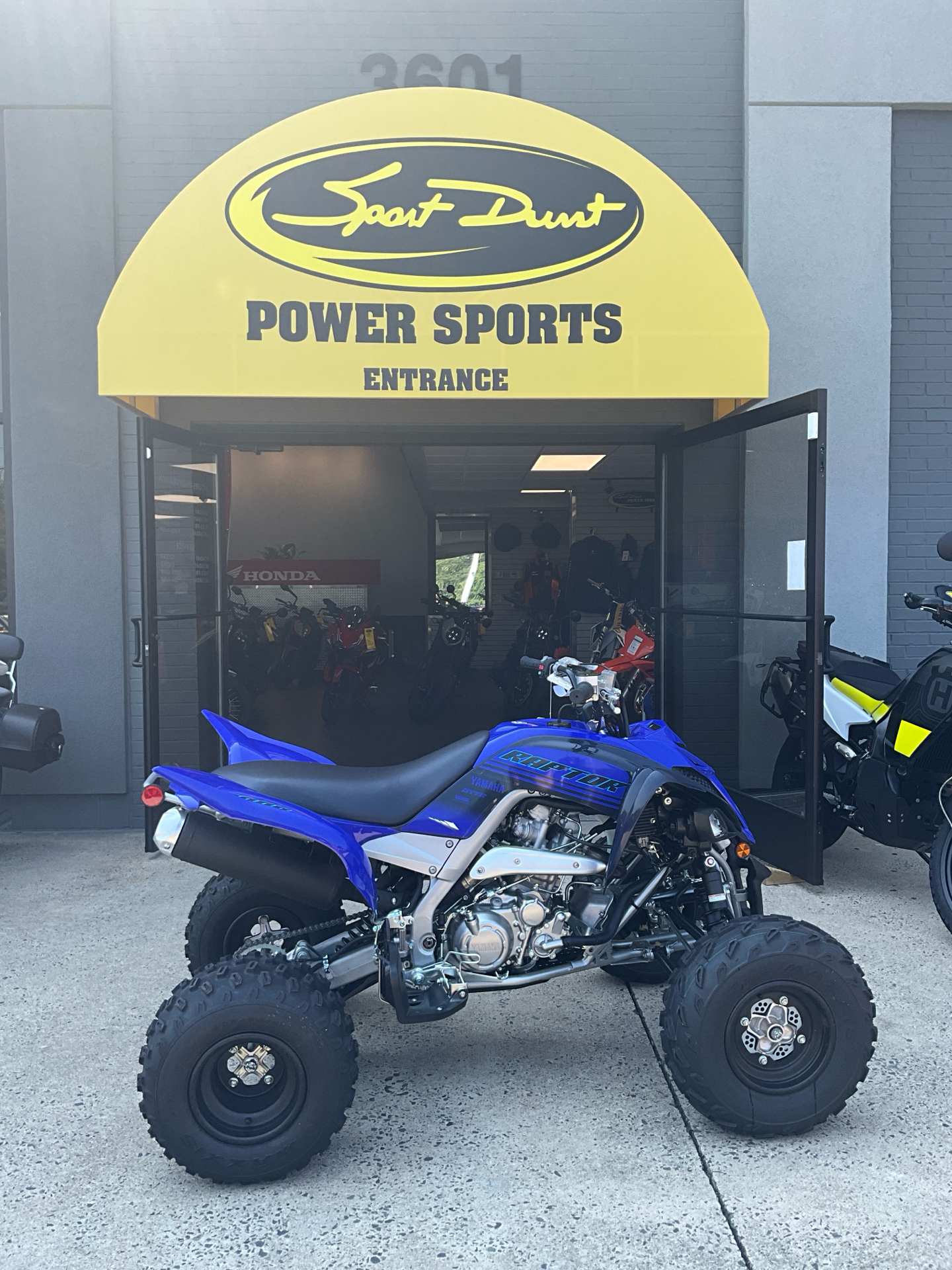 2024 Yamaha Raptor 700R in Durham, North Carolina - Photo 1