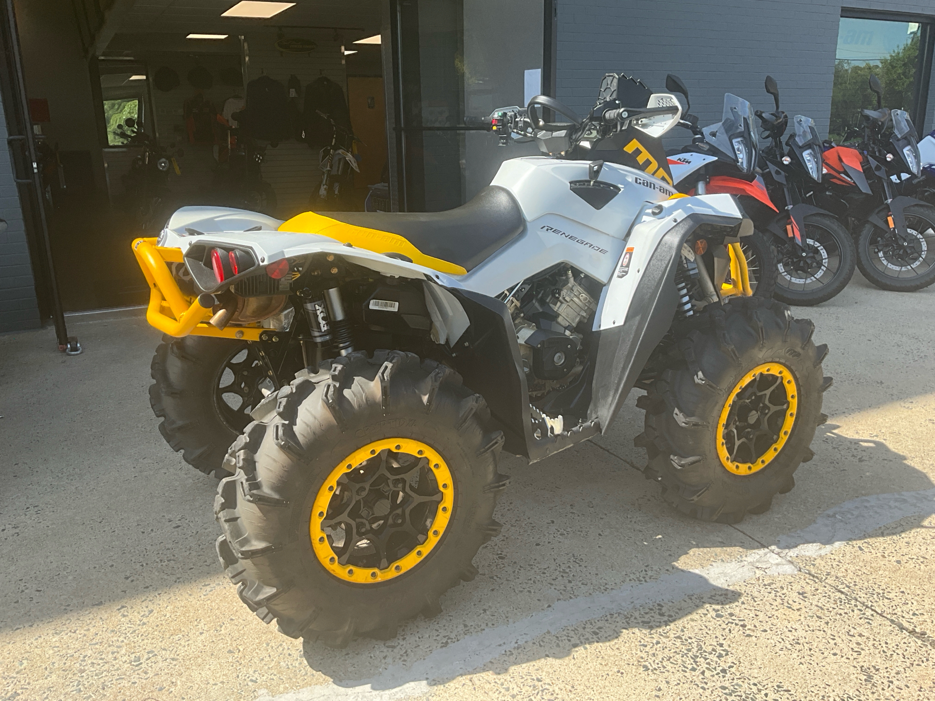 2024 Can-Am Renegade X MR 1000R in Durham, North Carolina - Photo 2