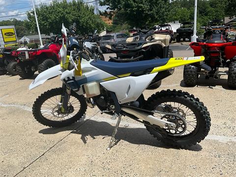 2024 Husqvarna TE 150 in Durham, North Carolina - Photo 5