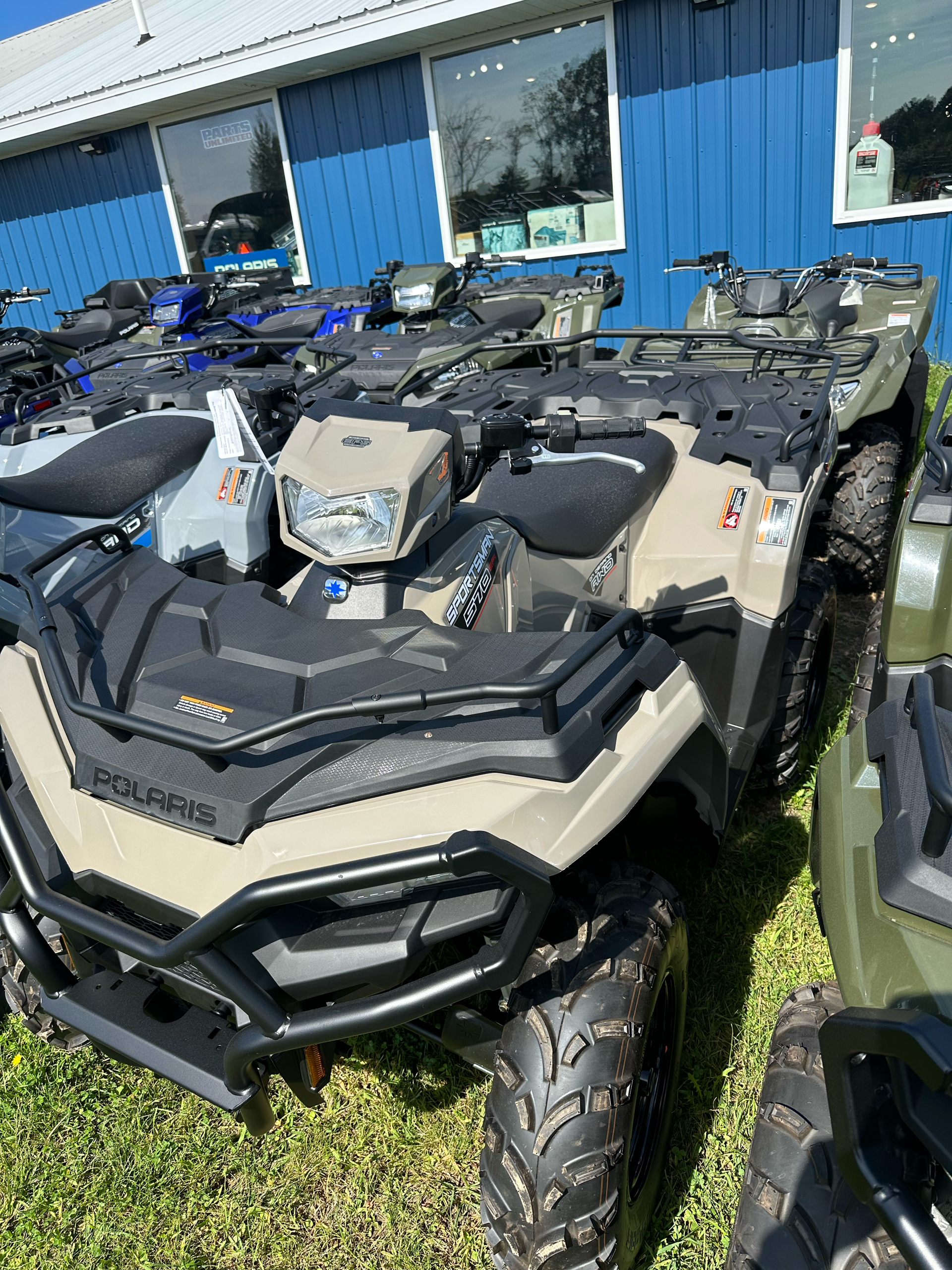 2024 Polaris Sportsman 570 in Malone, New York - Photo 2