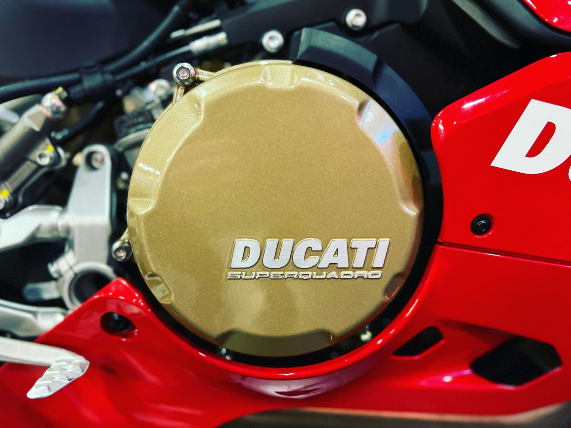 2022 Ducati Panigale V2 in Fort Montgomery, New York - Photo 5