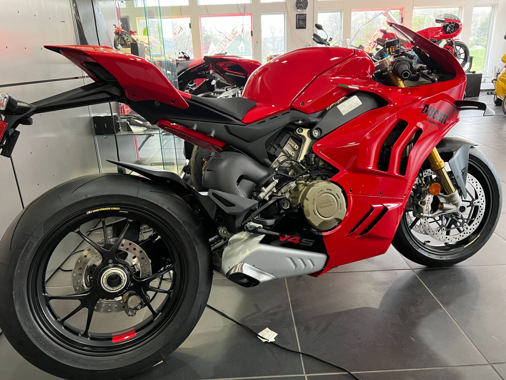 2022 Ducati Panigale V4 S in Fort Montgomery, New York - Photo 3