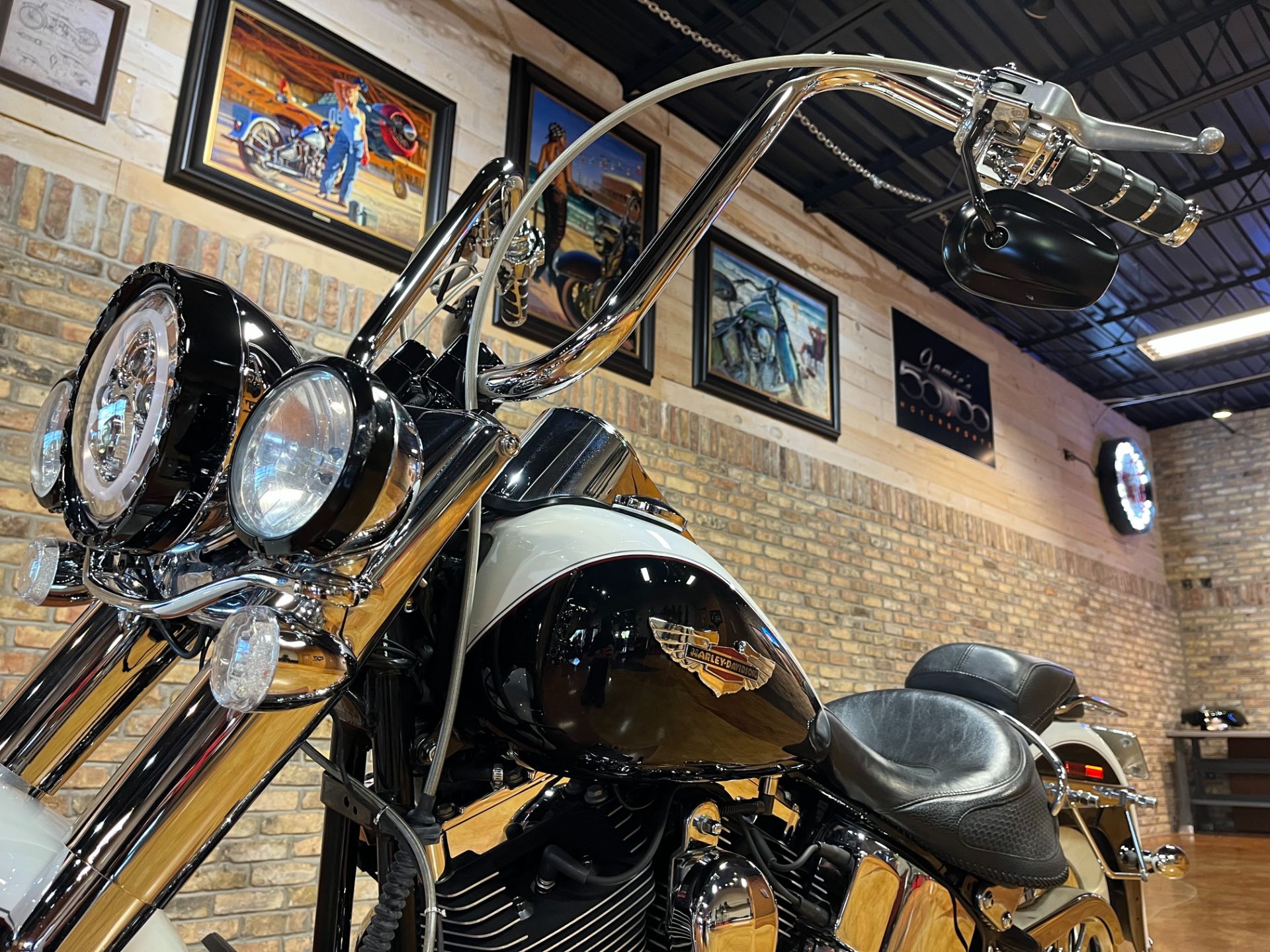 2005 Harley-Davidson FLSTN/FLSTNI Softail® Deluxe in Big Bend, Wisconsin - Photo 34