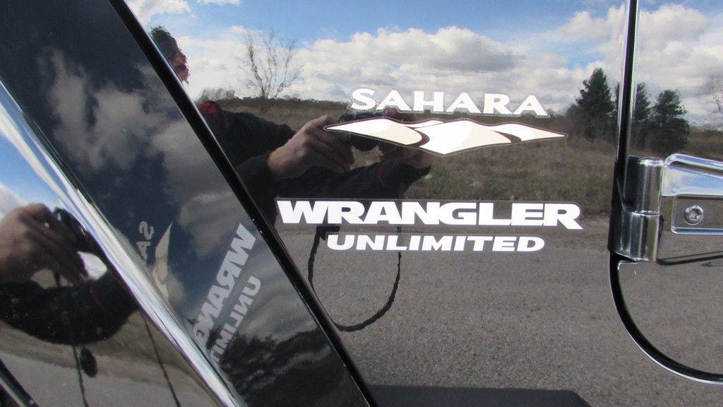 2013 Jeep Wrangler Unlimited Sahara in Big Bend, Wisconsin - Photo 15
