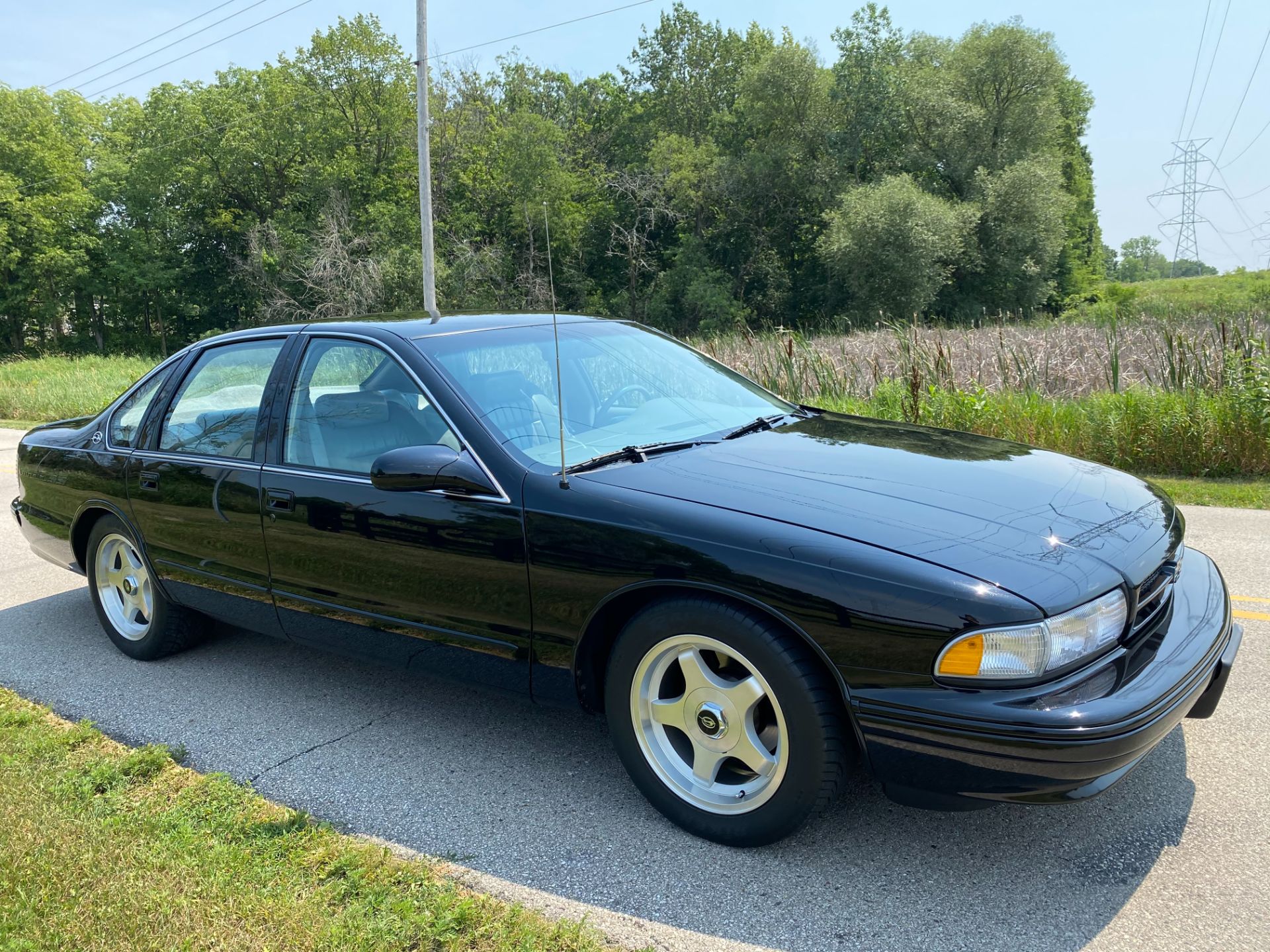 1996 Chevrolet Impala SS in Big Bend, Wisconsin - Photo 11