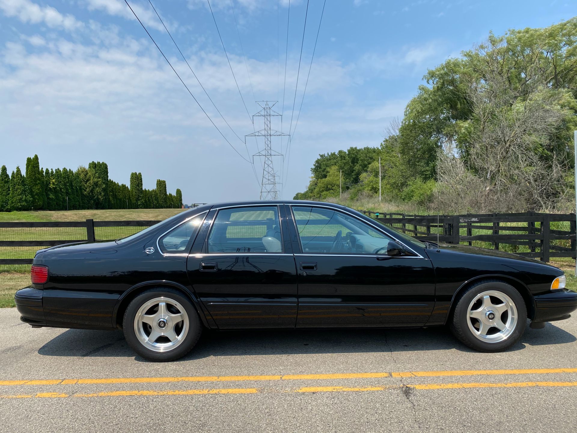 1996 Chevrolet Impala SS in Big Bend, Wisconsin - Photo 19