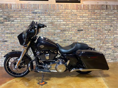 2021 Harley-Davidson Street Glide® Special in Big Bend, Wisconsin - Photo 26