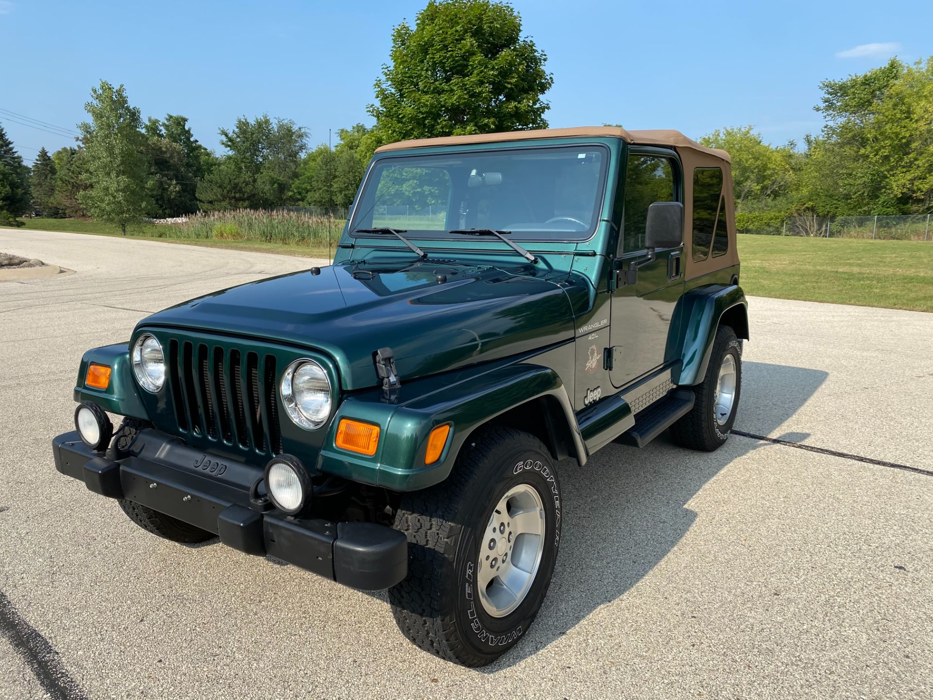 2001 Jeep® Wrangler Sahara in Big Bend, Wisconsin - Photo 43