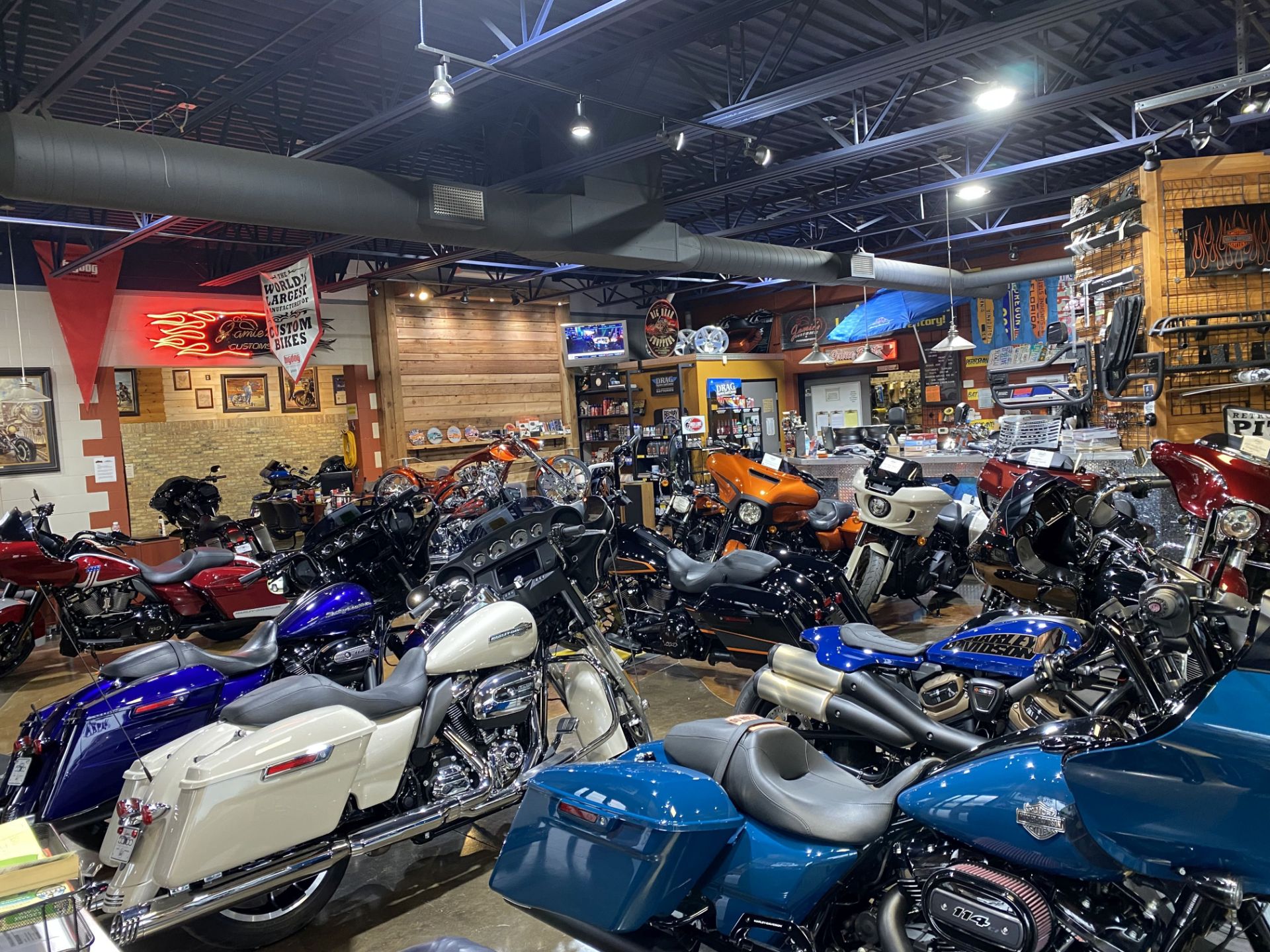 2023 Harley-Davidson Street Bob® 114 in Big Bend, Wisconsin - Photo 23