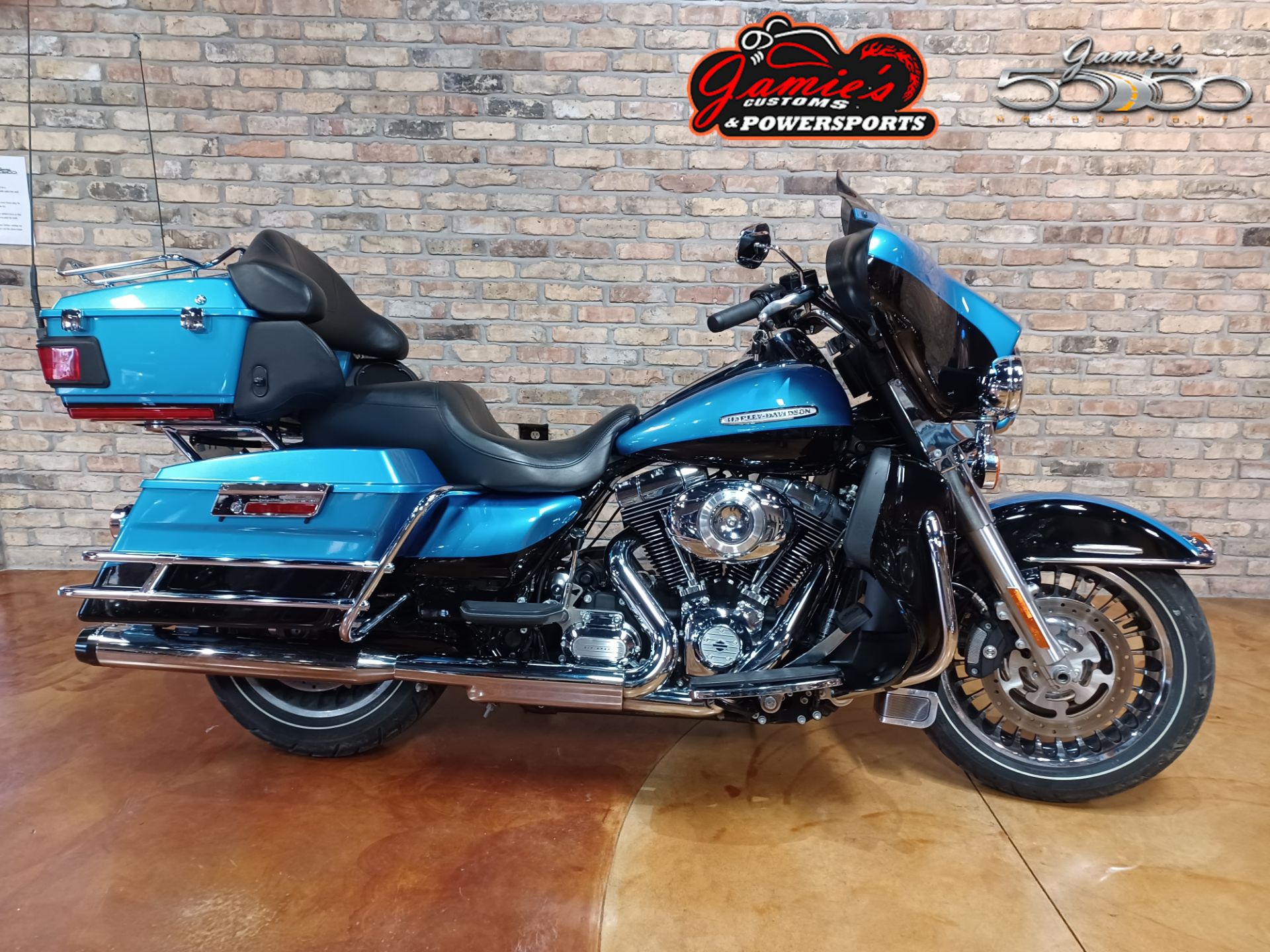 2011 Harley-Davidson Electra Glide® Ultra Limited in Big Bend, Wisconsin - Photo 1