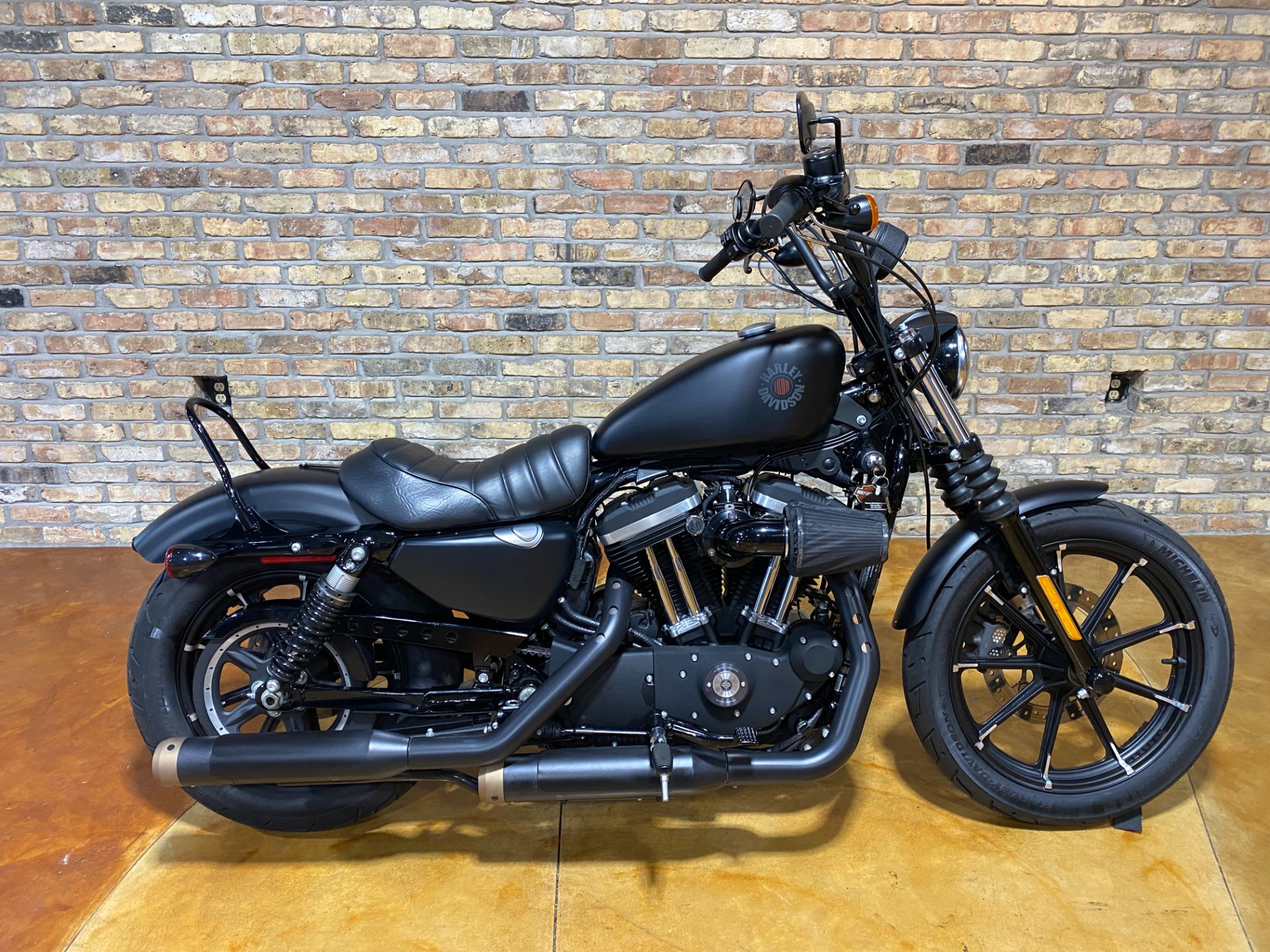 2020 Harley-Davidson Iron 883™ in Big Bend, Wisconsin - Photo 3