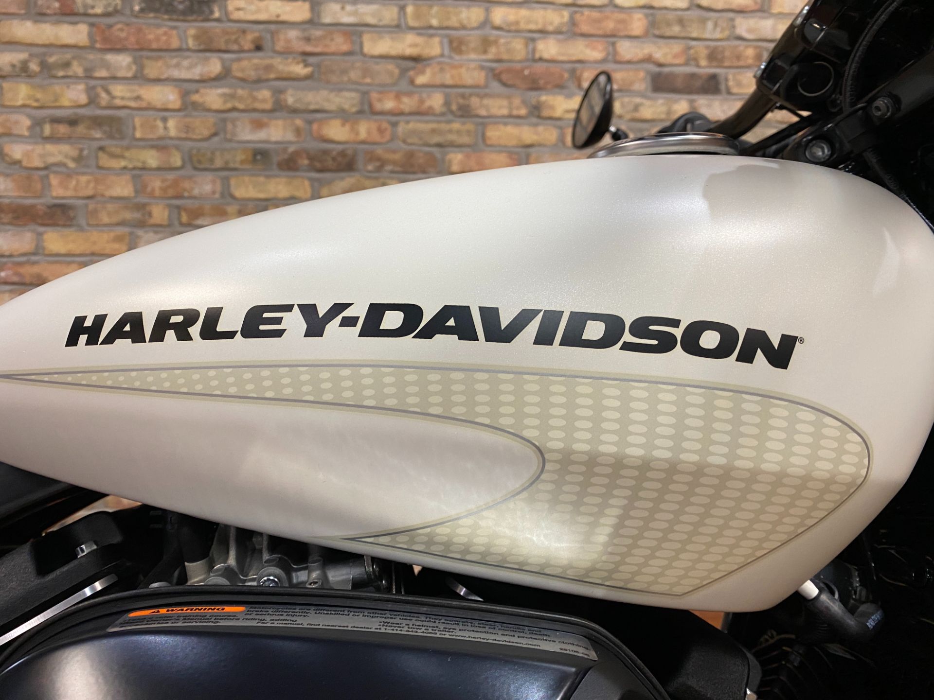 2018 Harley-Davidson Street Rod® in Big Bend, Wisconsin - Photo 10