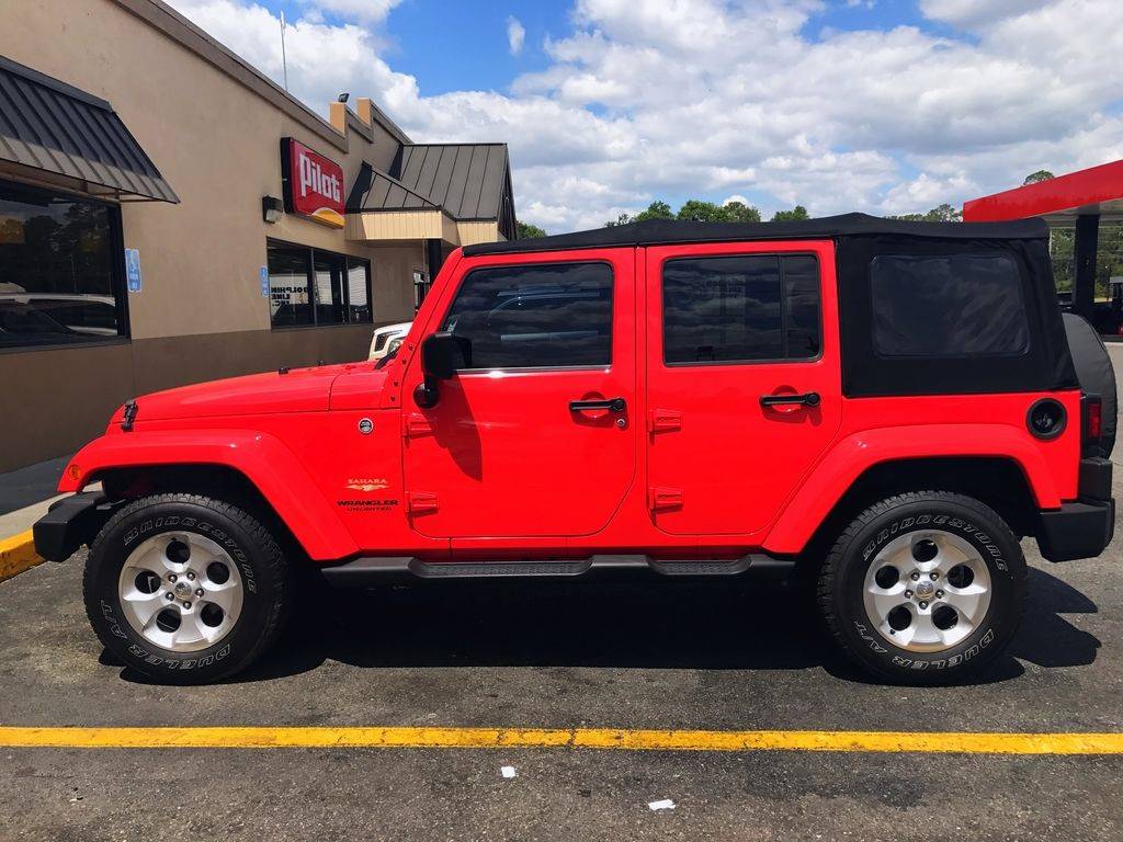 Used 13 Jeep Wrangler Unlimited Sahara Automobile In Big Bend Wi Cc 2808 Rock Lobster Red