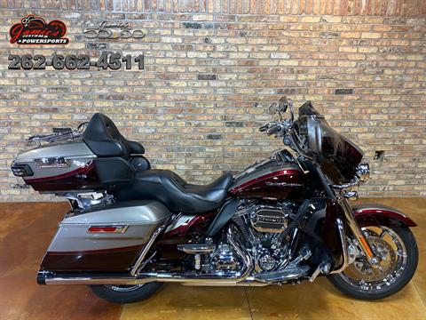 2015 Harley-Davidson CVO™ Limited in Big Bend, Wisconsin - Photo 1