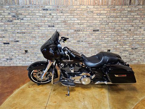 2021 Harley-Davidson Street Glide® in Big Bend, Wisconsin - Photo 36