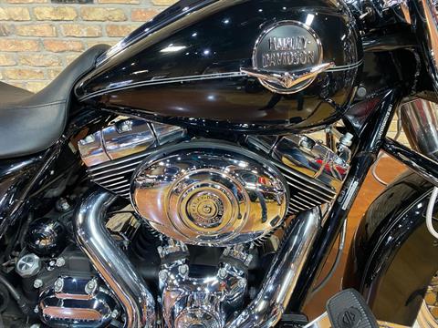 2009 Harley-Davidson Road King® Classic in Big Bend, Wisconsin - Photo 5
