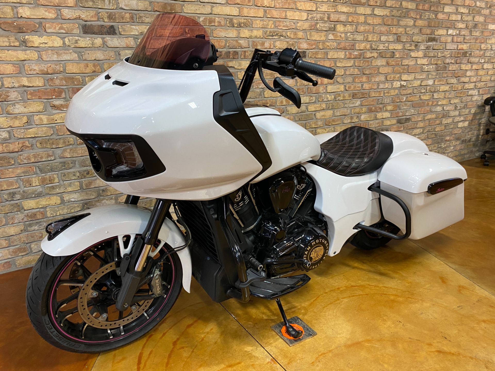 2020 Indian Motorcycle Challenger® Dark Horse® in Big Bend, Wisconsin - Photo 25
