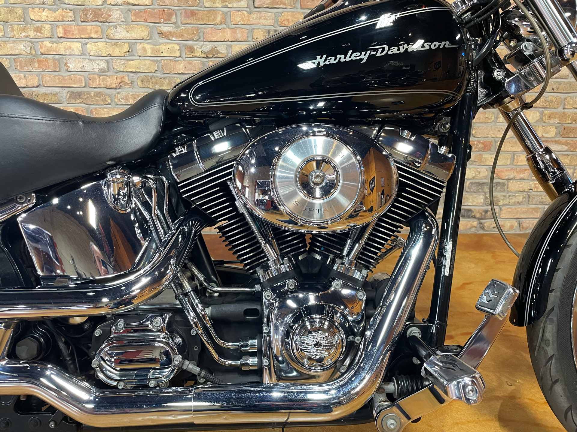 2004 Harley-Davidson FXSTD/FXSTDI Softail® Deuce™ in Big Bend, Wisconsin - Photo 13