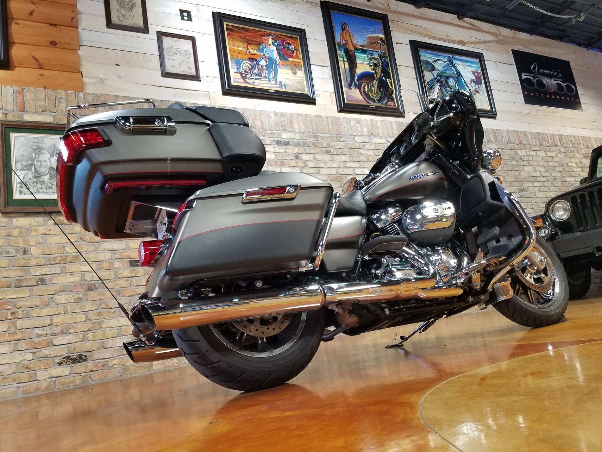2019 Harley-Davidson Ultra Limited in Big Bend, Wisconsin - Photo 4