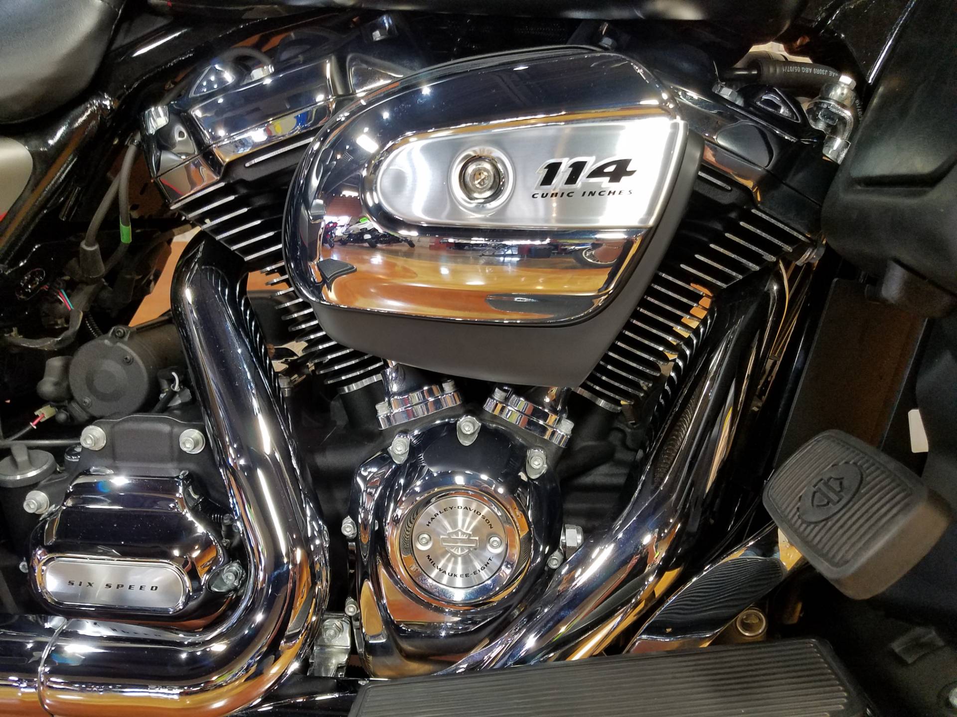 2019 Harley-Davidson Ultra Limited in Big Bend, Wisconsin - Photo 12