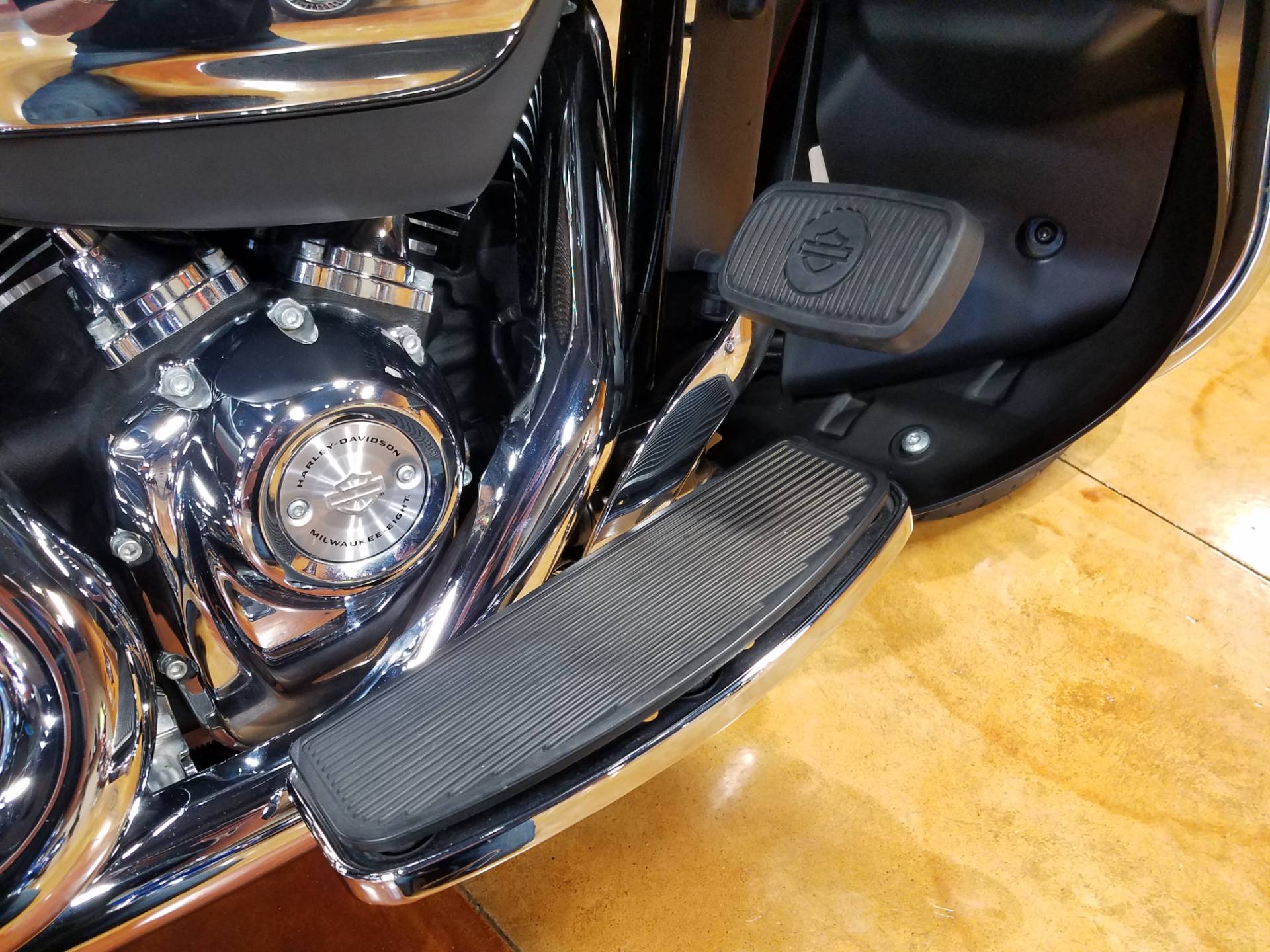 2019 Harley-Davidson Ultra Limited in Big Bend, Wisconsin - Photo 14