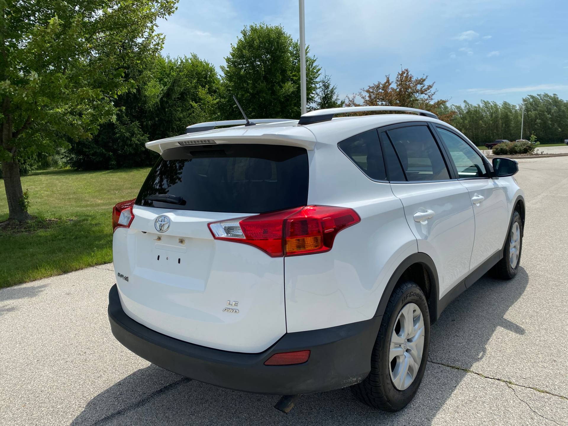 2015 Toyota RAV 4 in Big Bend, Wisconsin - Photo 49