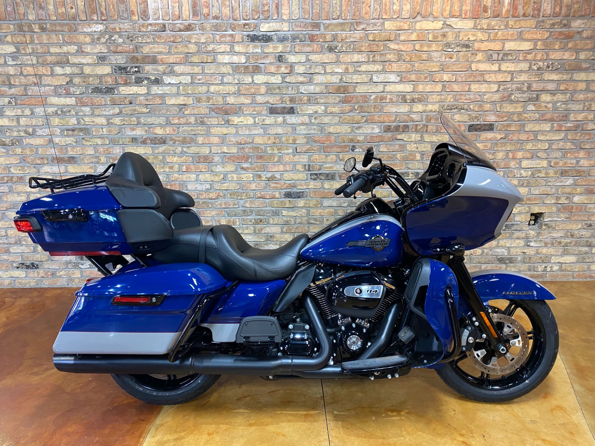 2023 Harley-Davidson Road Glide® Limited in Big Bend, Wisconsin - Photo 32