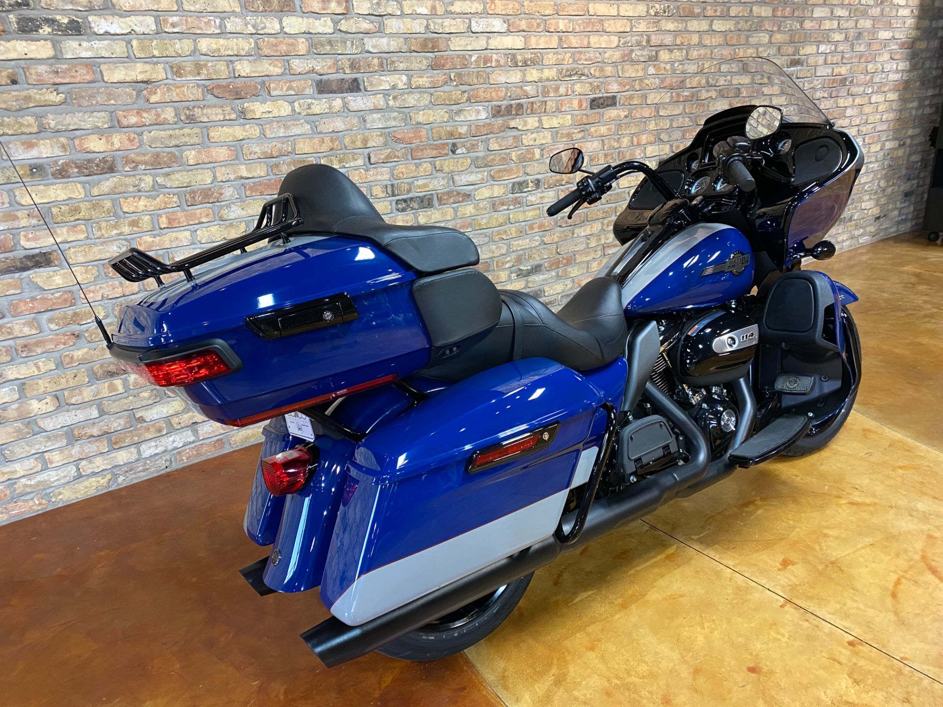 2023 Harley-Davidson Road Glide® Limited in Big Bend, Wisconsin - Photo 7